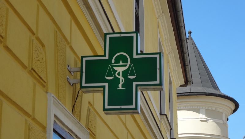 pharmacie-ANTIBES-min_logo-pharmacy-3215049